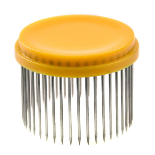 Kołpak izolujący na matki pszczele